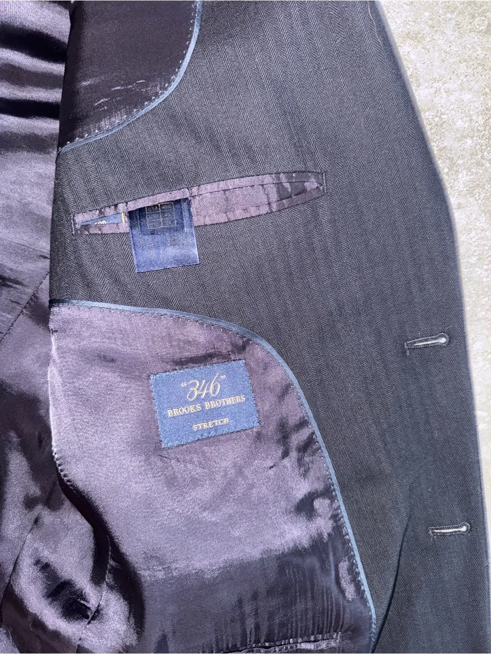 Brooks Brothers 346 Stretch Wool Blazer Sport Coat 43R Black Herringbone 2 Btn